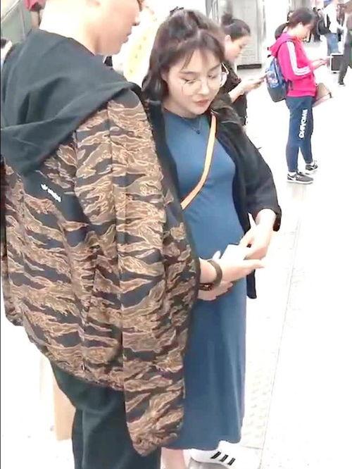 游戏网红男生女装,笑料百出！