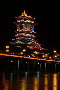 今日头条绵阳夜景图片,光影交织，魅力无限的城市画卷
