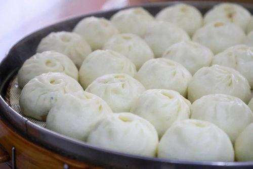 头条上卖的好吃的包子,一口咬下满口鲜香，快来尝尝！