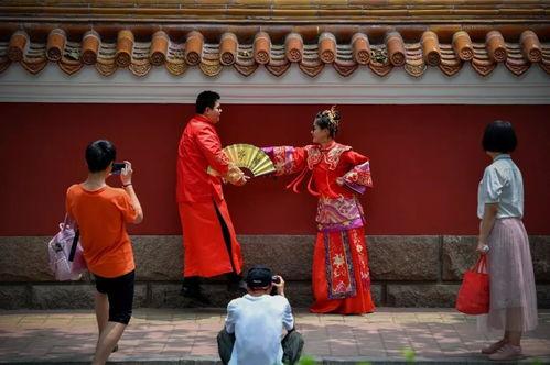 青岛网红墙线描图片,线条勾勒下的城市风情画卷