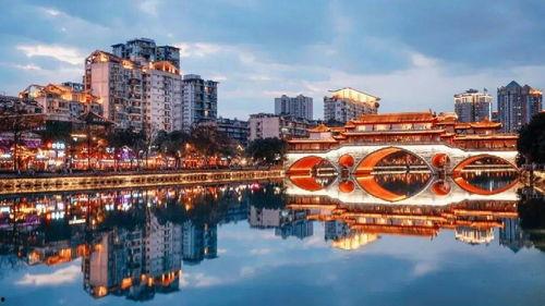 成都波霸网红,揭秘网红背后的故事与影响力