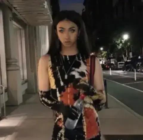 娱乐吃瓜头像女